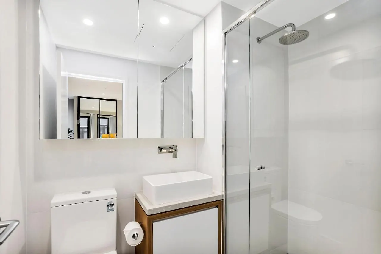 Kozyguru Fortitude Valley Designer Grade 2 Bed Apt Free Parking Qfv179-1401 Brisbane